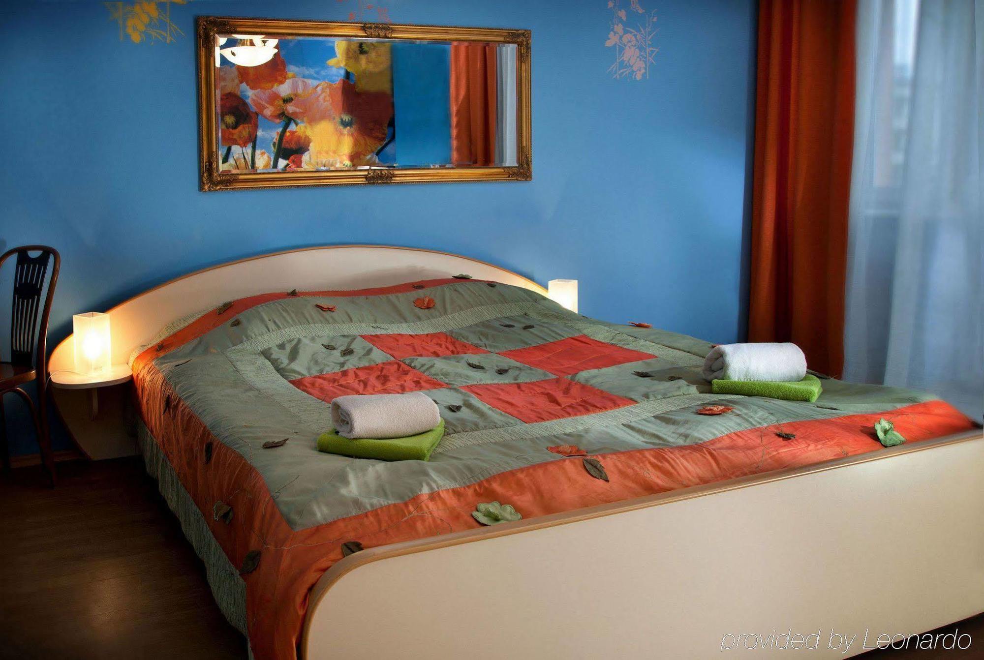 Hotel Monika Krakau Zimmer foto